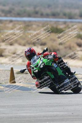 media/Oct-02-2025-Racers Edge (Thu) [[2c91cb6ab3]]/3-B Group/Session 3-Turn 16 (12pm)/